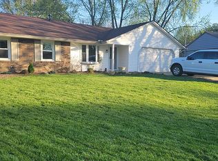 1105 Brookside Ln, Plainfield, IN 46168