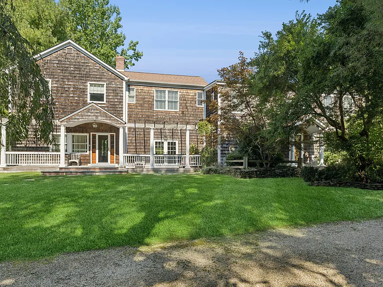 42 Pheasant Dr — Photo 2