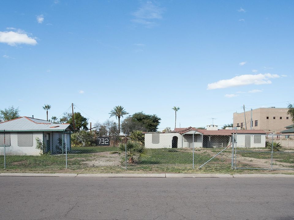 732 W Pierson1