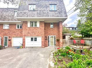 12 Marco Ln, Ottawa, ON K1S5A2