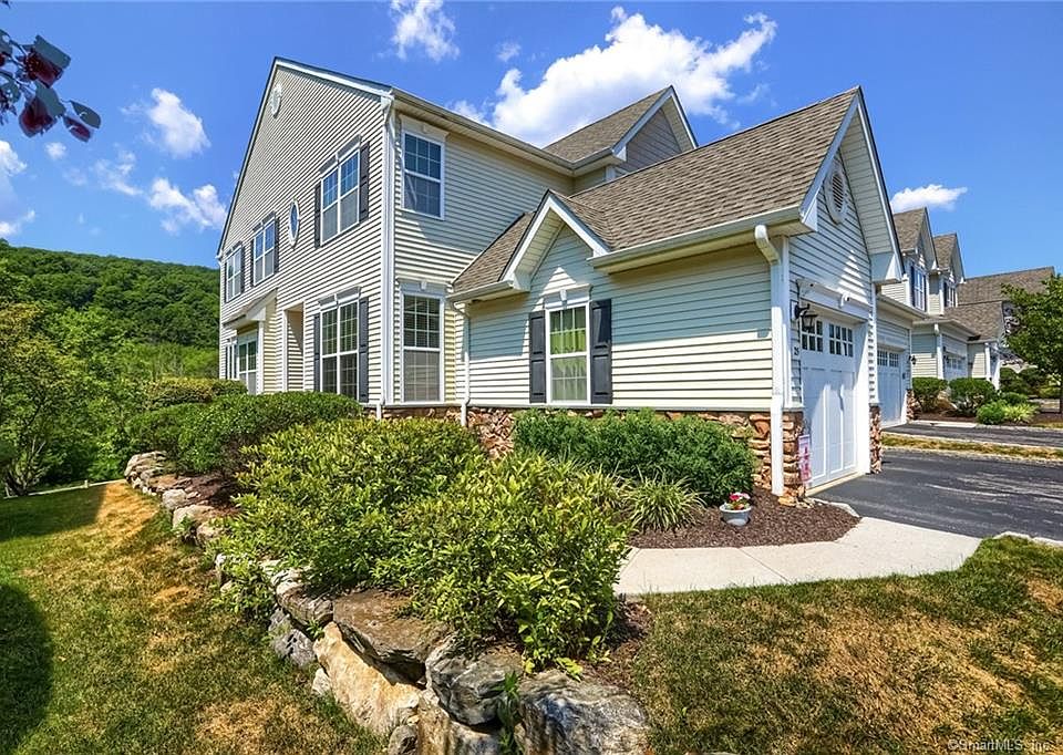1st image of 25 Hidden Brook Trl #25