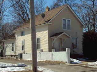 211 Seminary Ave, Aurora, IL 60505