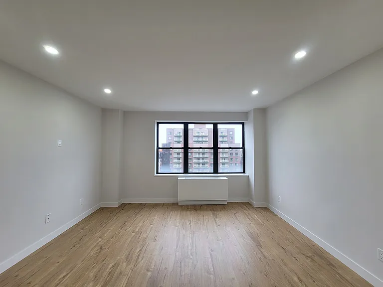 58-12 Queens Blvd #6GG — Photo 4