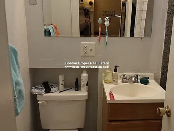 48 Hereford St. #2 Boston - Back Bay Unit Photo 5