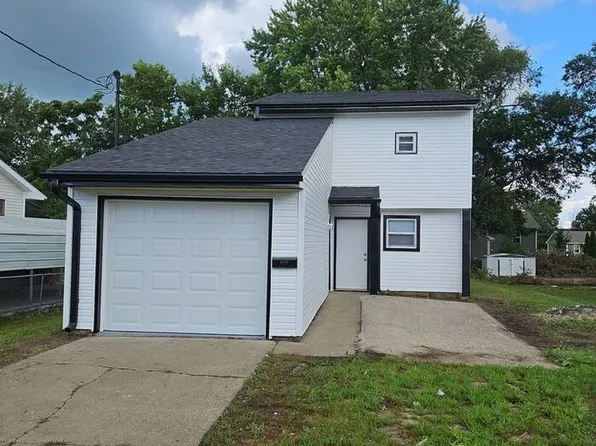 1249 E 16th St, Des Moines, IA 50316