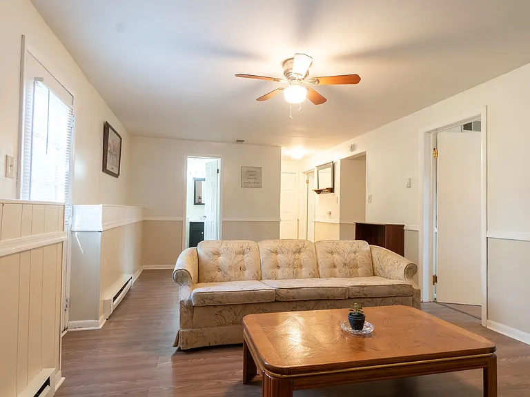1226 Stones Crossing Rd — Photo 14