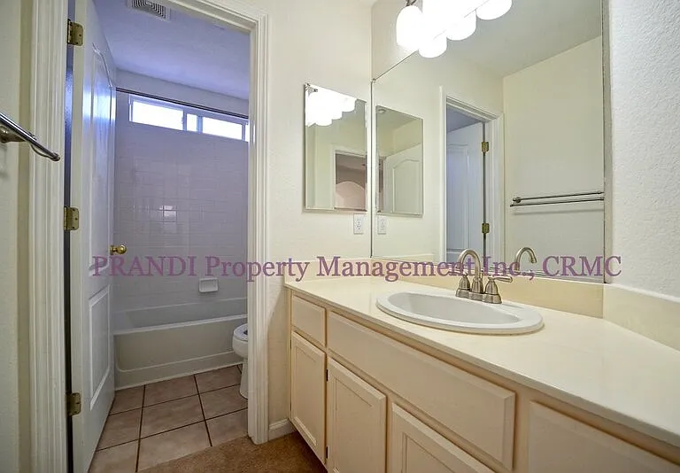 14 Pizarro Ave — Photo 20