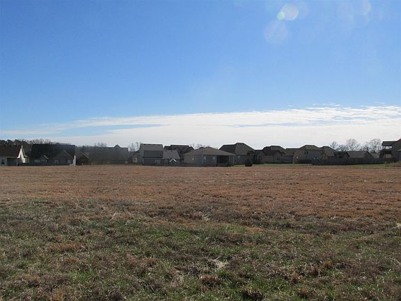 4th image of 860 Professional Park Dr