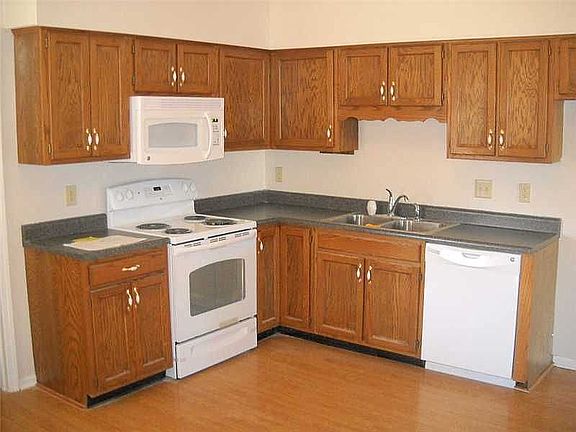 5th image of 8910 Sunbow Dr