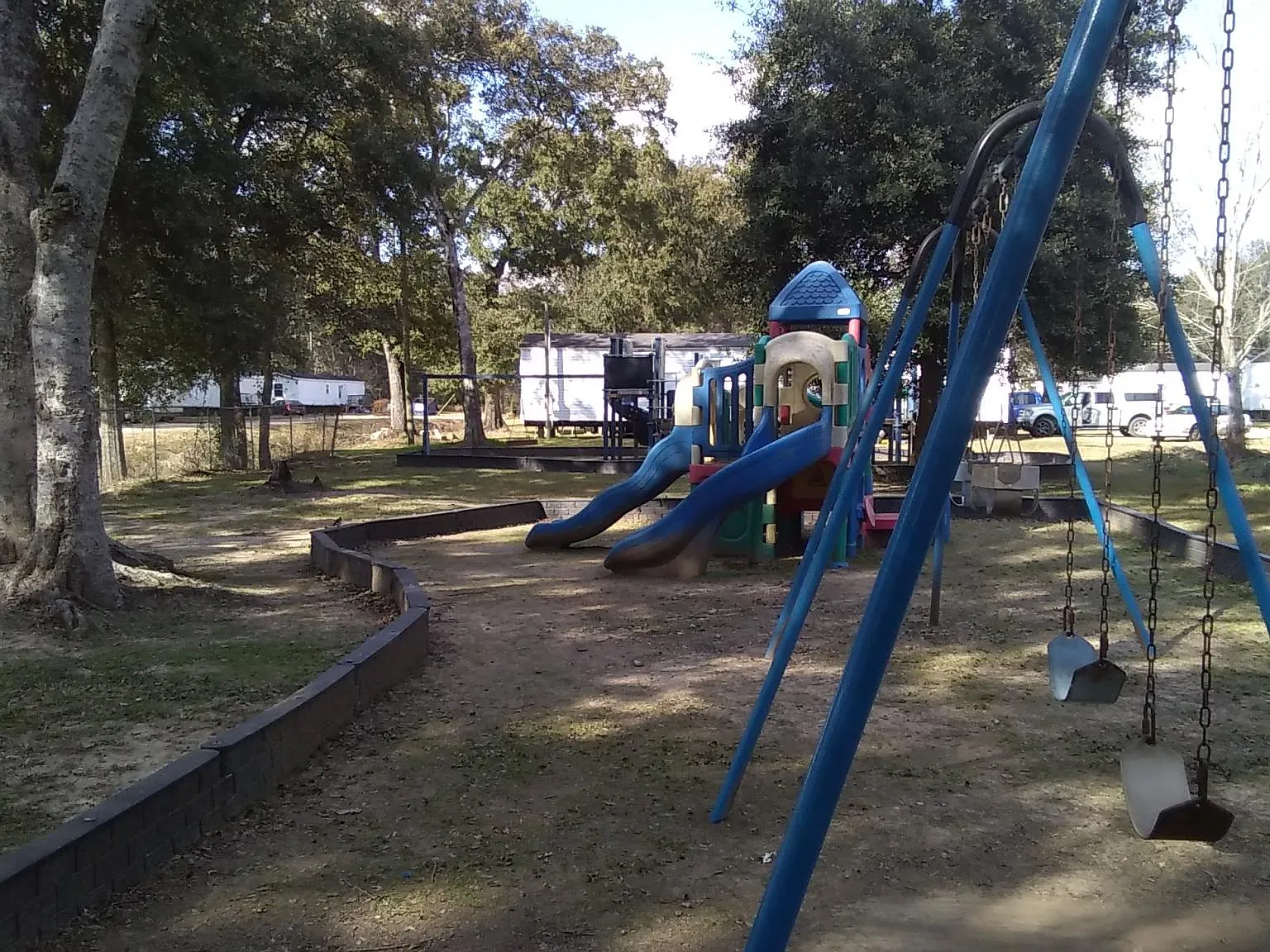 3 bed, 840 sqft, $695 — Photo 4
