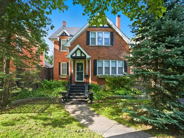 76 Bond St W, Kawartha Lakes, ON K9V 3R4