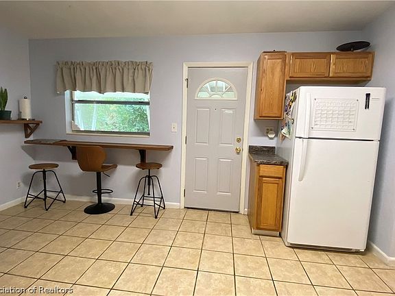 5th image of 457 Washington Blvd