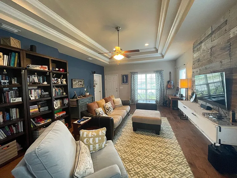 105 Blue Heron Ln — Photo 4