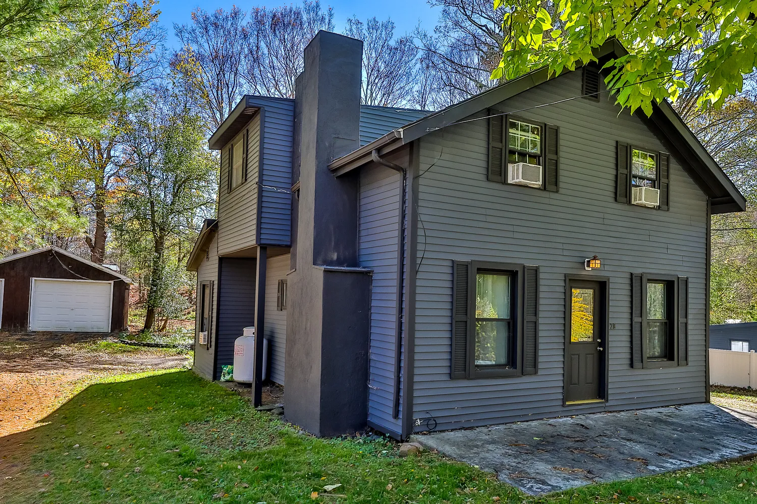 4 bed, 1457 sqft, $2,500 — Photo 2