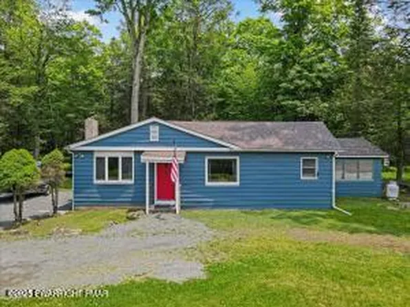 225 Creek Rd, Greentown, PA 18426