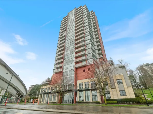 125 Columbia St #1602, New Westminster, BC V3L 0G8