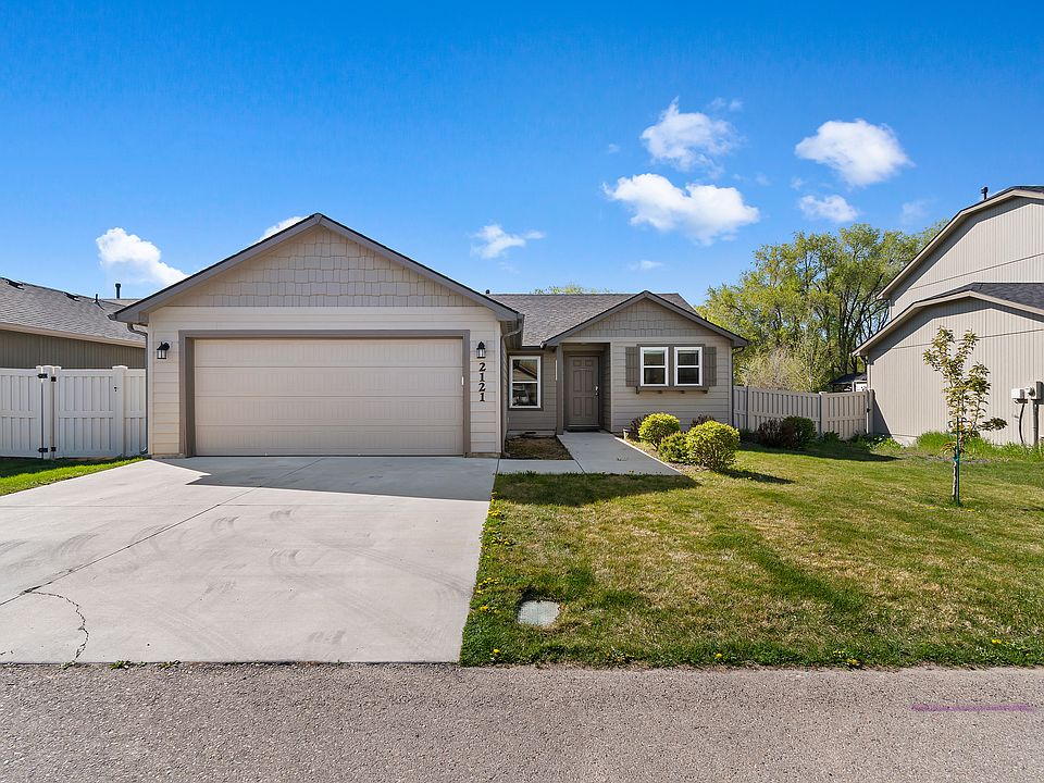1st image of 2121 E Elm Grove Dr