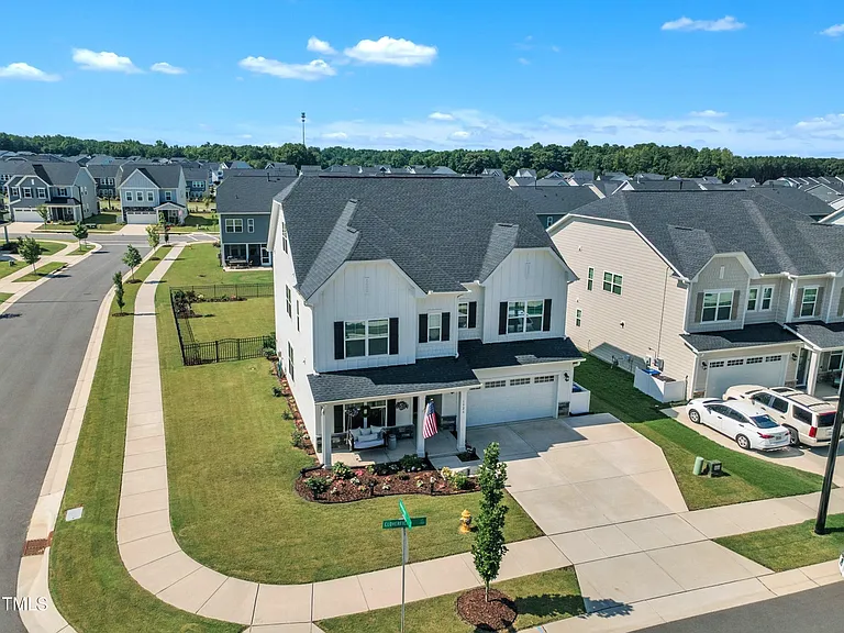 1526 Cloverfield Ct — Photo 40