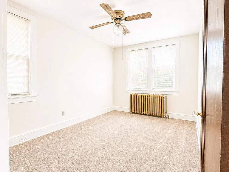 522 E Main St #B — Photo 26
