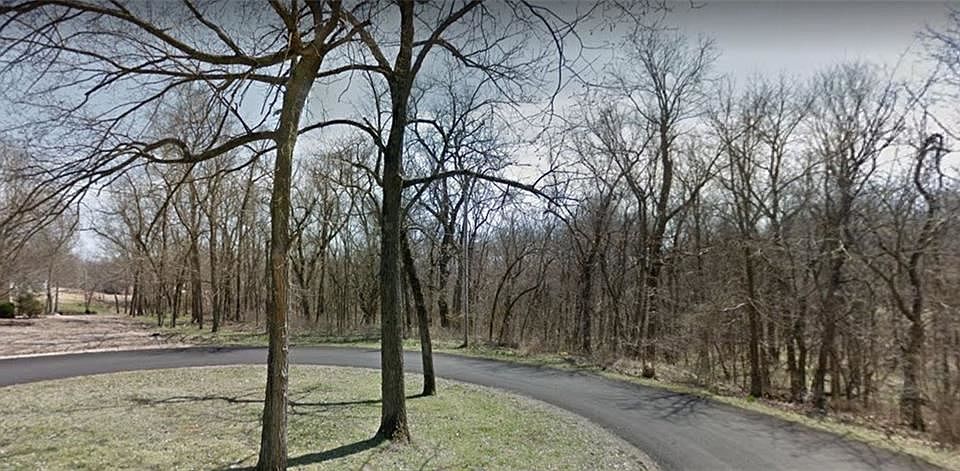 1st image of Ellwood Ln