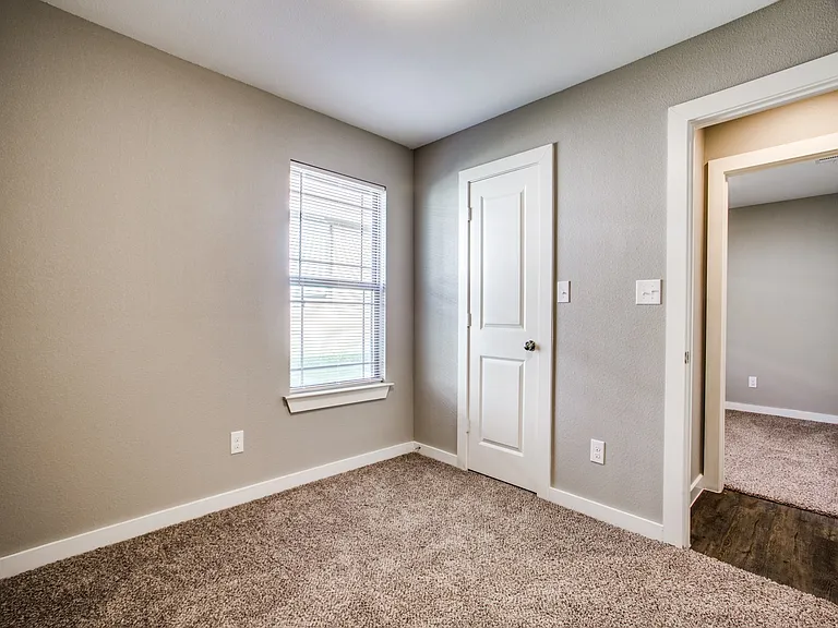 8106 Tanner Ave #8106 — Photo 23