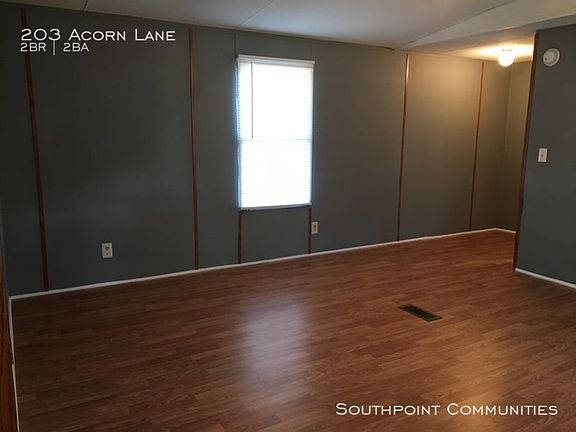 4th image of 203 Acorn Ln