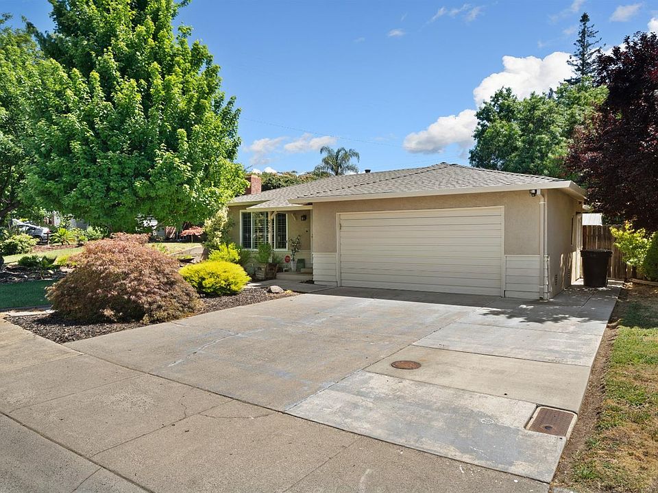 1st image of 926 Coloma Way