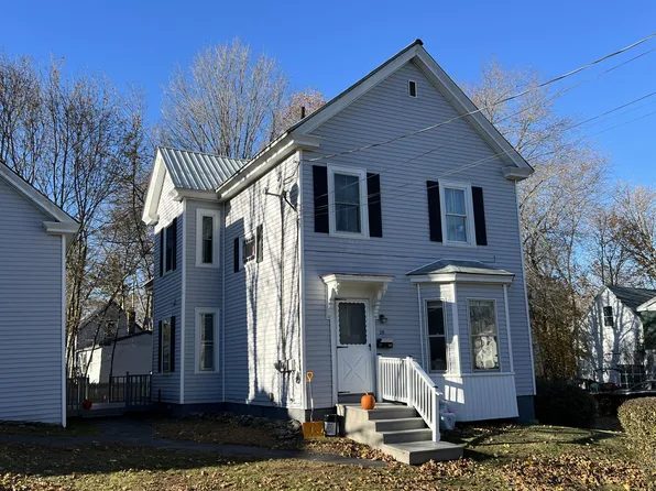 29 Fremont Street, Gardiner, ME 04345