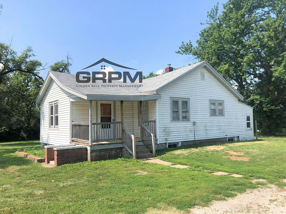 1st image of 2817 N Waldron St