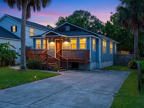 2nd image of 206 Cabeza St
