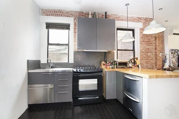 Sold by Halstead Real Estate | media 2