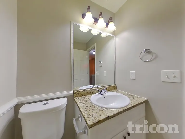214 Amber Trce — Photo 13