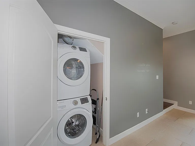 238 Debbie Ln — Photo 11