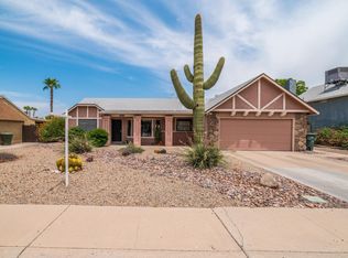 1010 E Kerry Ln, Phoenix, AZ 85024