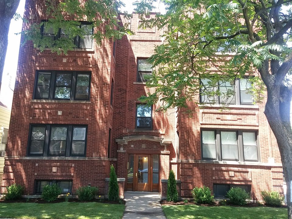 1st image of 3342 N Oakley Ave #1N
