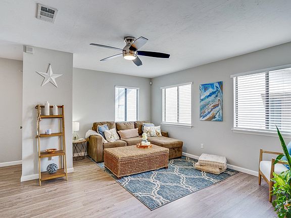 3rd image of 1345 Airport Dr APT H18