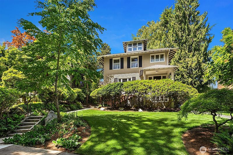 3rd image of 131 Madrona Place E