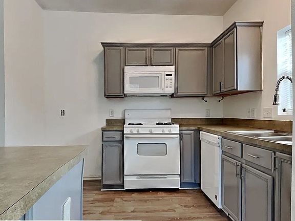 2nd image of 6207 Scotchwood Dr