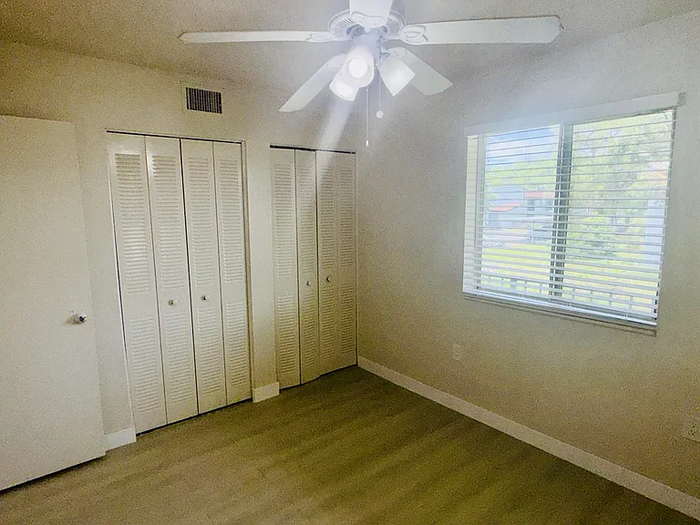6106 Forest Hill Blvd #201 — Photo 19