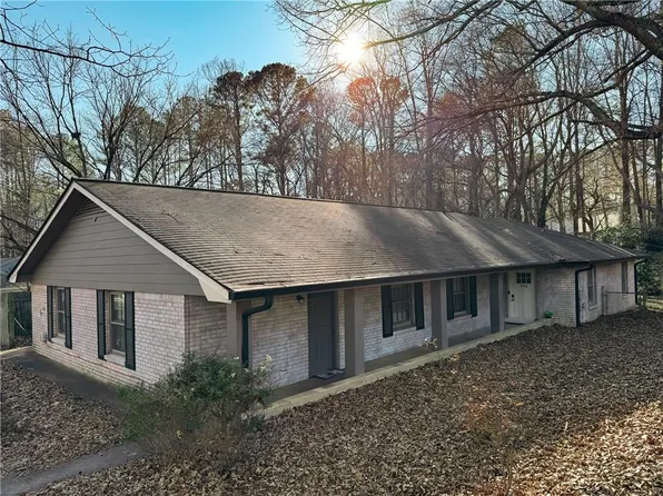 796 Wilson Cir SW, Marietta, GA 30064