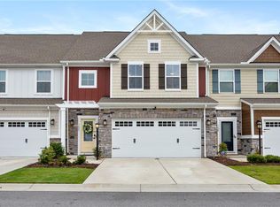 1623 Catbird Ln, Chesapeake, VA 23323