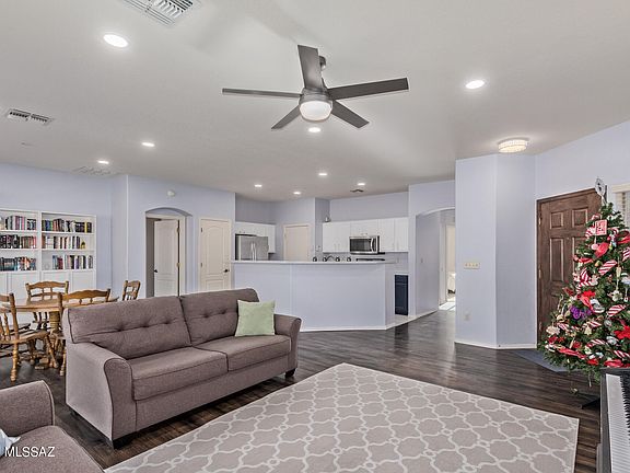 3rd image of 3600 W Avenida Sombra