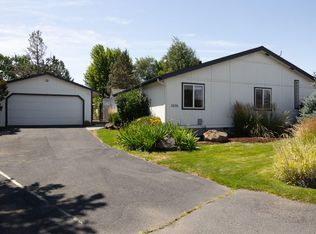 2636 SW Mariposa Loop, Redmond, OR 97756