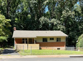 2310B Crestmont Ave, Charlottesville, VA