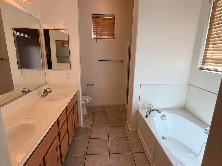 830 Corazon Ln — Photo 10