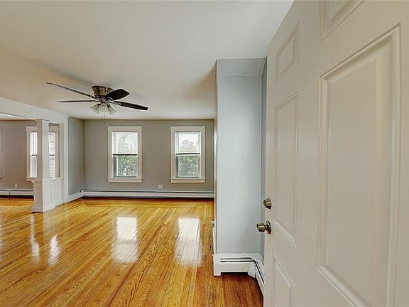2nd image of 64 Lyon Ave Floor 3