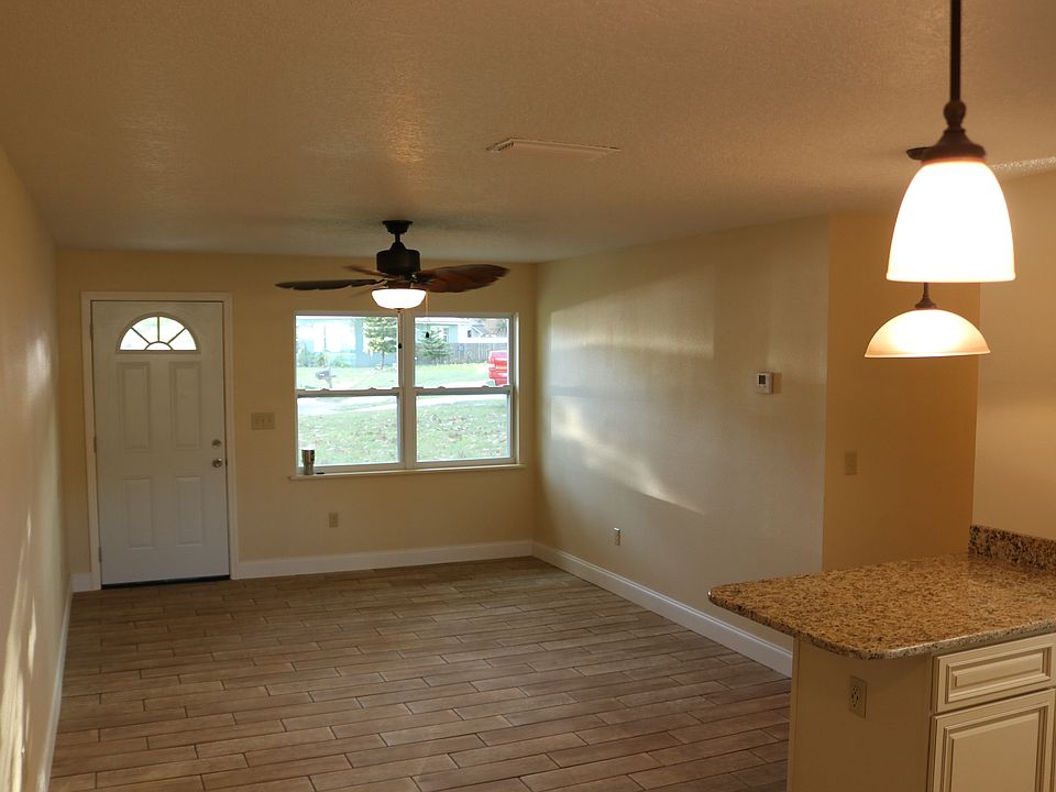 1st image of 165 Petty Cir
