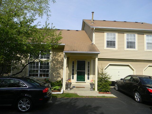 1st image of 233 Acorn Dr #233