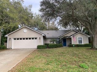 740 Hillcrest Dr, Bradenton, FL 34209