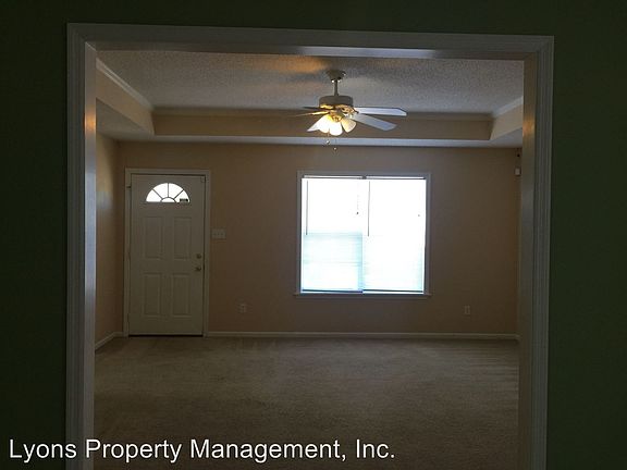 4th image of 3333 Kentshire Dr